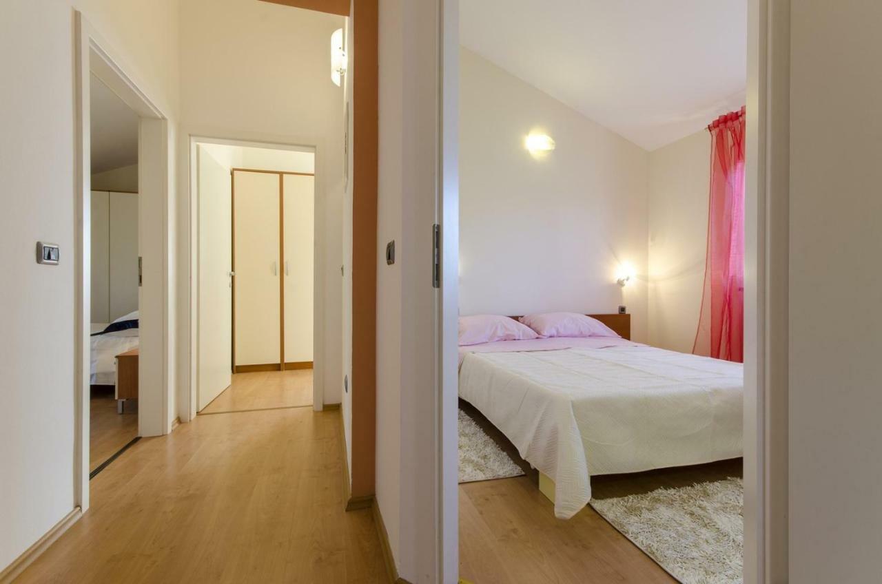 Villa Rose Ровинь Экстерьер фото